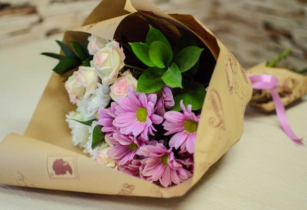 Букет цветов из: Розы и Хризантемы в Шербакуле