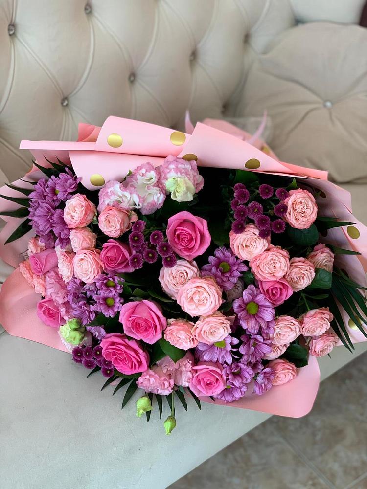 Букет цветов из: Хризантемы, Розы и Лизиантусы в Шербакуле