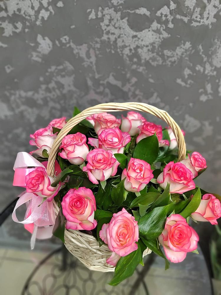 Цветочная композиция из Розы в корзине в Шербакуле
