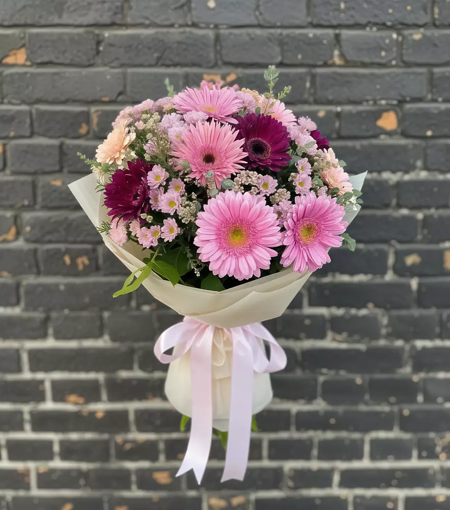 Букет цветов из: Герберы и Хризантемы в Шербакуле