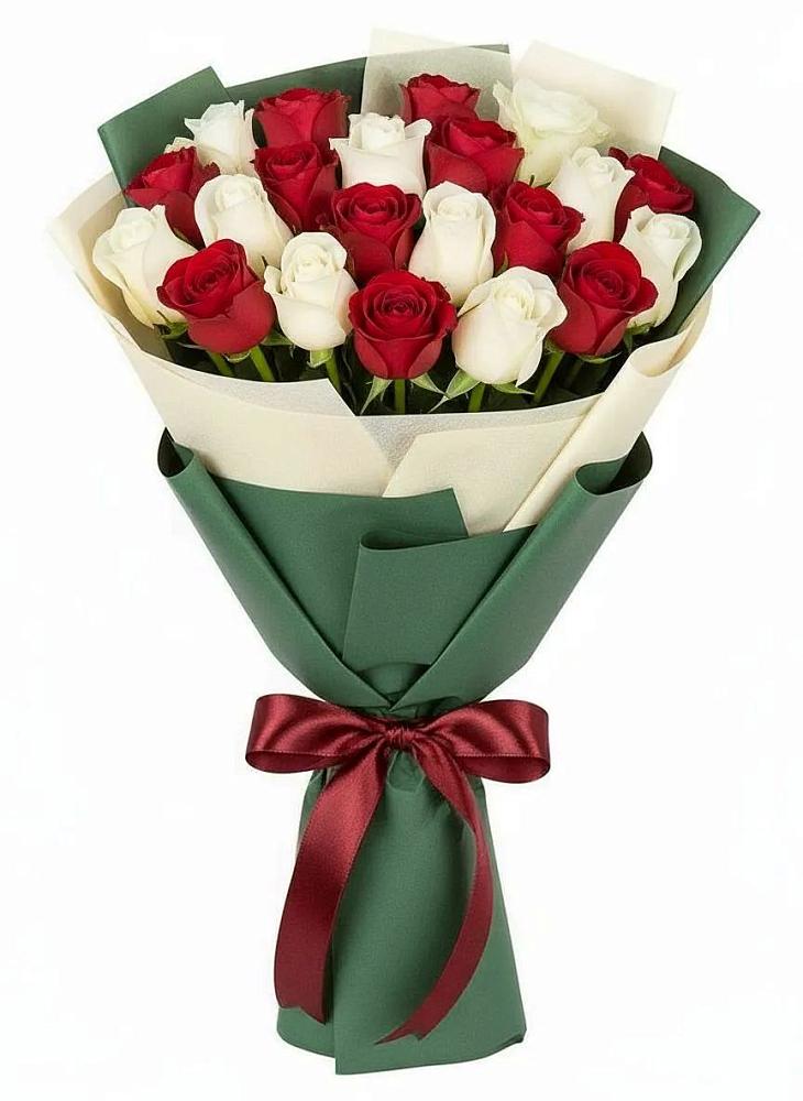 Букет Микс из красных и белых роз в Шербакуле