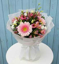 Букет цветов из:  Герберы, Альстромерии и Лизиантусы в Шербакуле
