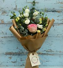 Букет цветов из:  Розы и Лизиантусы в Шербакуле