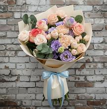Букет цветов из:  Розы, Лизиантусы и Гвоздики #REPLACE_PRED# Шербакуле